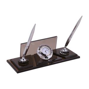 Kristal Masa İsimliği