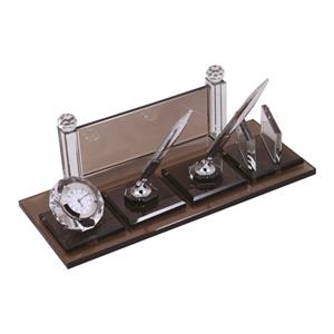 Kristal Masa Isimligi